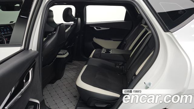 Kia EV6 2022 — photo 16