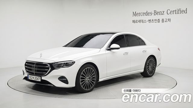 Mercedes-Benz E-Class 2026 — photo 1