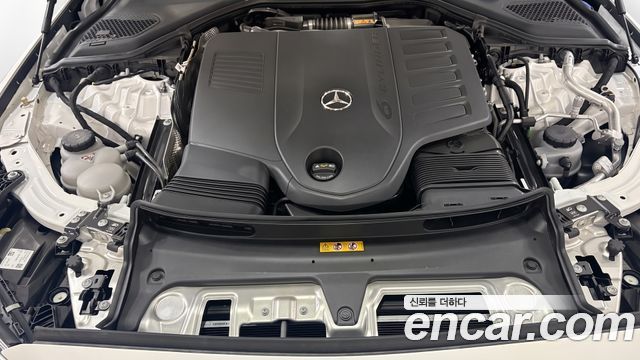 Mercedes-Benz E-Class 2026 — photo 6