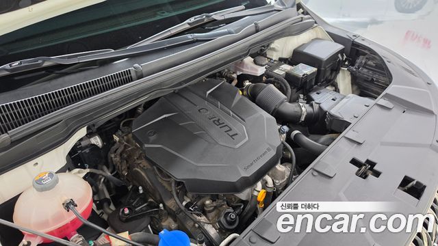 Kia Canival 2021 — photo 6