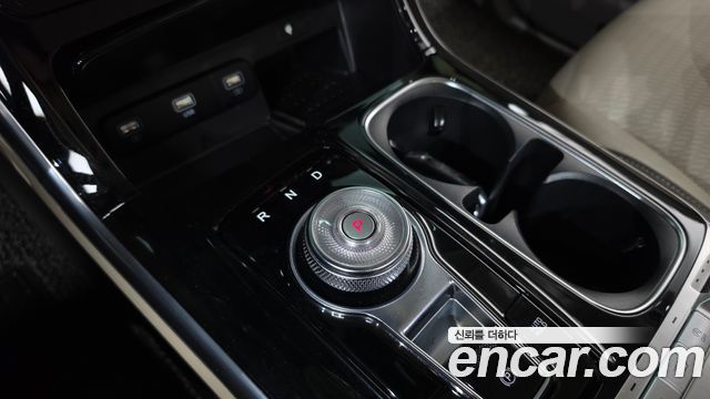 Kia Canival 2021 — photo 12