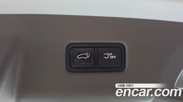 Kia Canival 2021 — photo 24