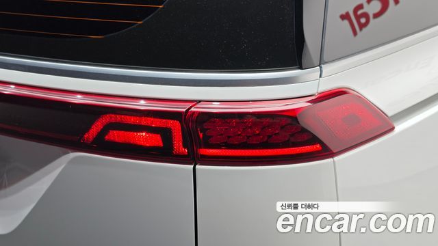 Kia Canival 2021 — photo 9