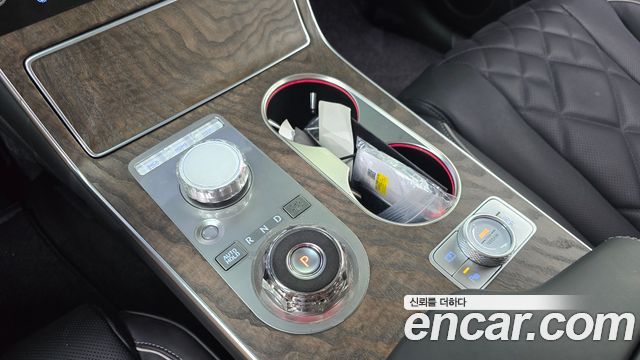 Genesis GV80 2024 — photo 12