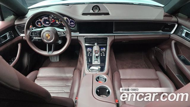 Porsche Panamera 2022 — photo 10