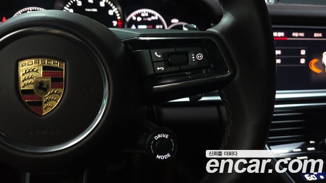 Porsche Panamera 2022 — photo 32