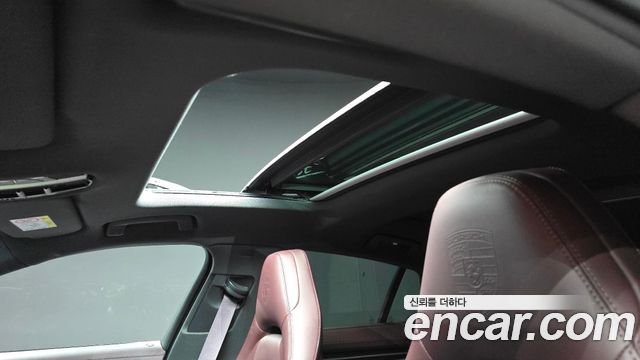 Porsche Panamera 2022 — photo 37