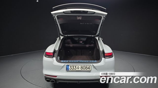 Porsche Panamera 2022 — photo 39