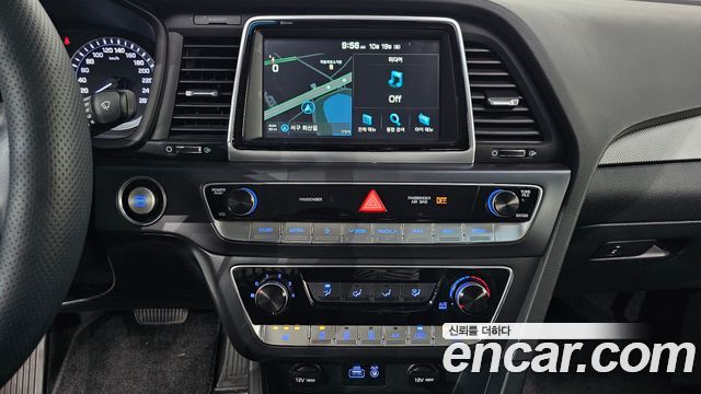 Hyundai Sonata 2019 — photo 19