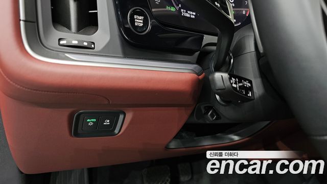 Porsche Cayenne 2025 — photo 20