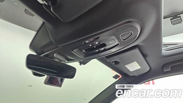 Porsche Cayenne 2025 — photo 21