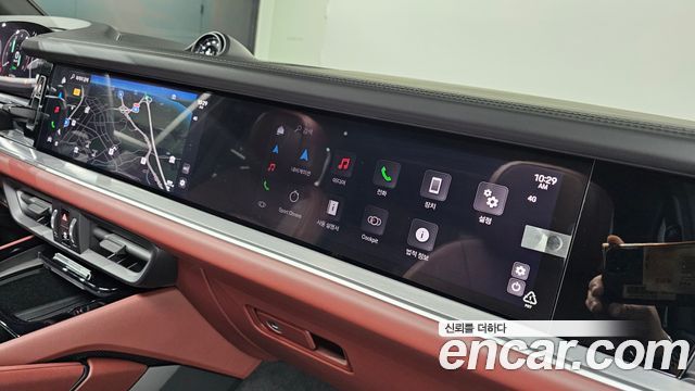 Porsche Cayenne 2025 — photo 26