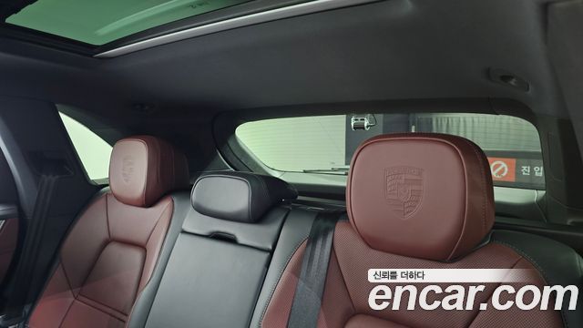 Porsche Cayenne 2025 — photo 34