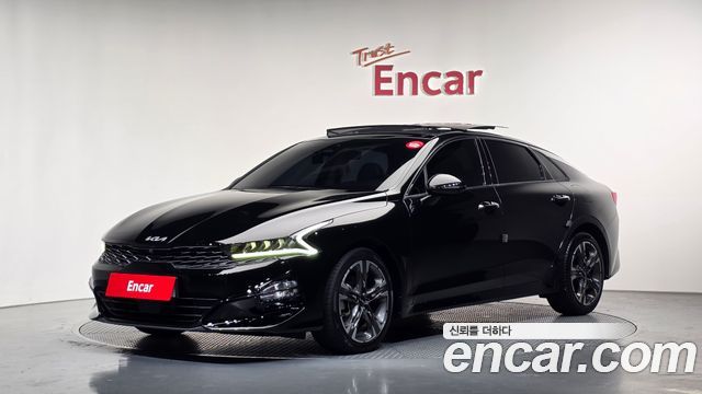 Kia K5 2023 — photo 1