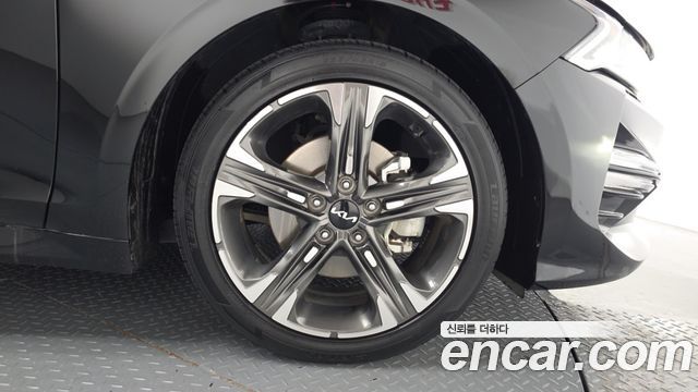 Kia K5 2023 — photo 7