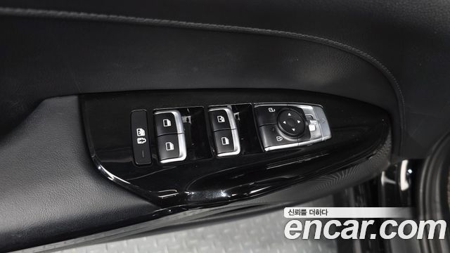 Kia K5 2023 — photo 28