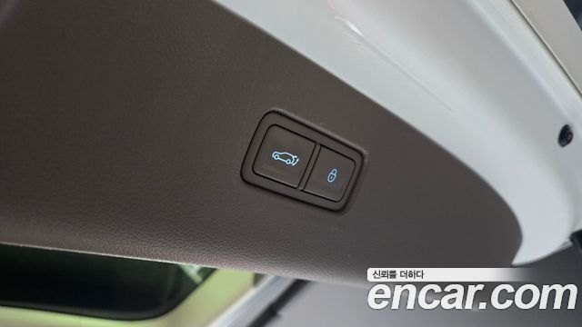 Genesis GV80 2022 — photo 24