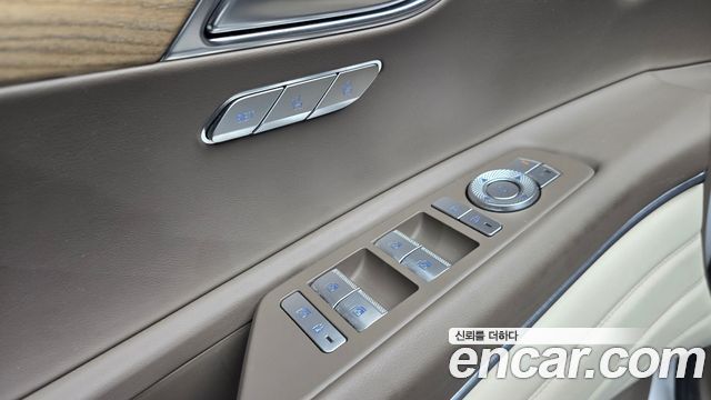 Genesis GV80 2022 — photo 27