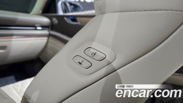 Genesis GV80 2022 — photo 28