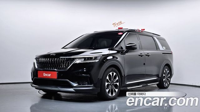 Kia Canival 2021 — photo 1