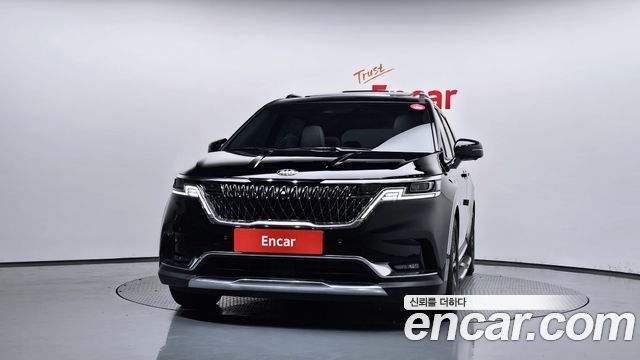 Kia Canival 2021 — photo 3