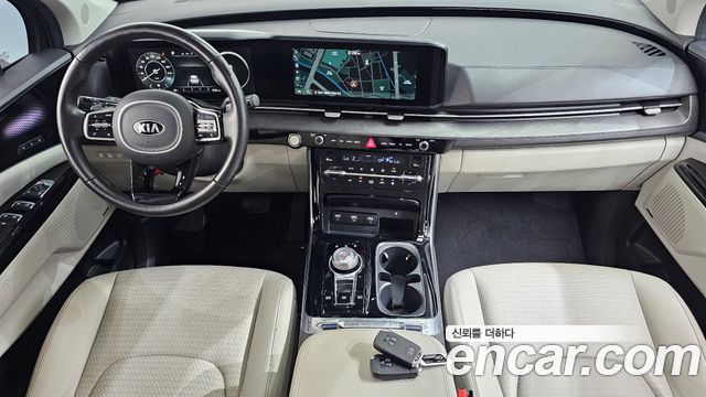 Kia Canival 2021 — photo 10