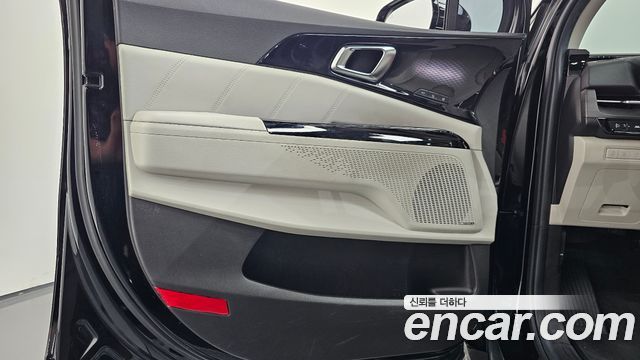 Kia Canival 2021 — photo 14