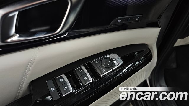 Kia Canival 2021 — photo 40