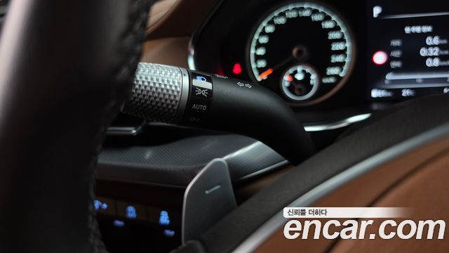 Genesis G80 2022 — photo 27