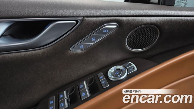 Genesis G80 2022 — photo 28