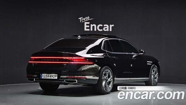 Genesis G90 2023 — photo 2