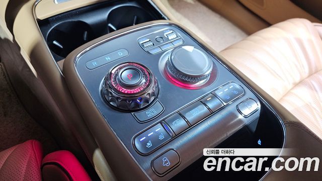 Genesis G90 2023 — photo 9