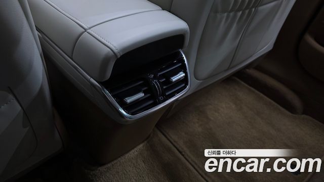 Hyundai Grandeur 2021 — photo 32