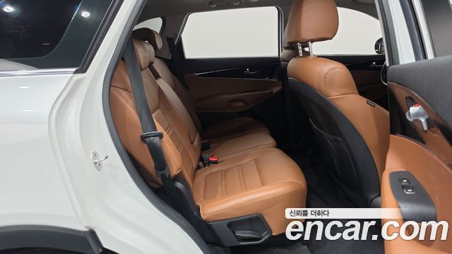 Kia Sorento 2019 — photo 12