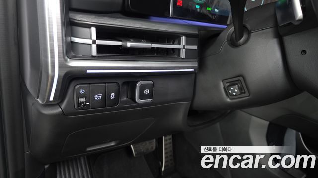 Hyundai Santafe 2024 — photo 18