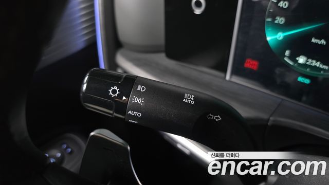 Hyundai Santafe 2024 — photo 33