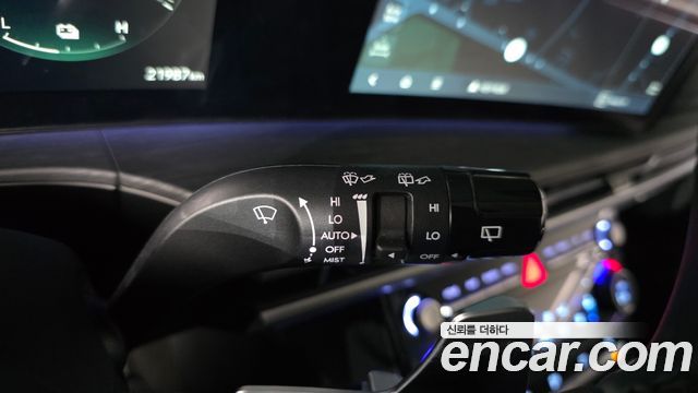 Hyundai Santafe 2024 — photo 35