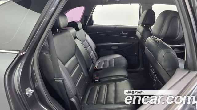 Kia Sorento 2017 — photo 17