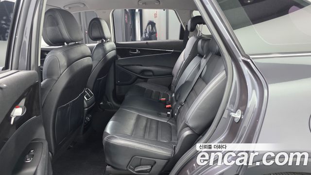 Kia Sorento 2017 — photo 18