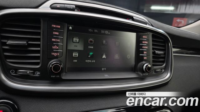 Kia Sorento 2017 — photo 22