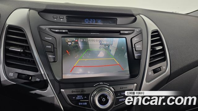 Hyundai AVANTE 2015 — photo 20