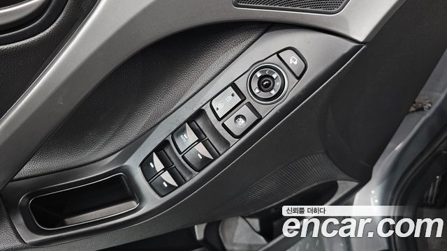 Hyundai AVANTE 2015 — photo 23