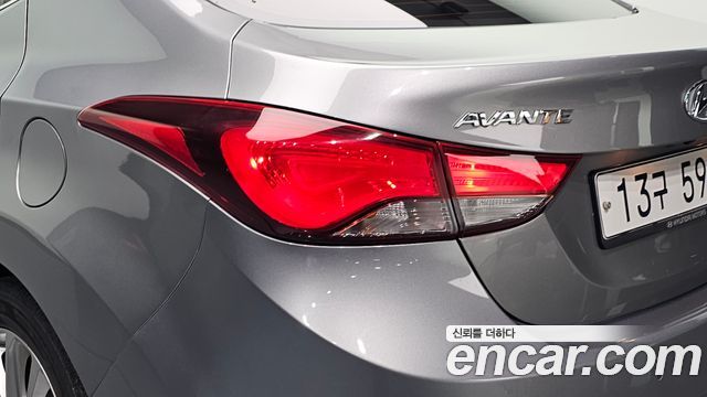 Hyundai AVANTE 2015 — photo 9