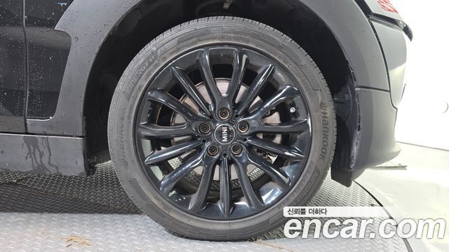 Mini Clubman 2023 — photo 7