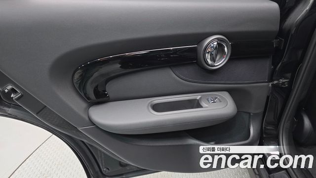 Mini Clubman 2023 — photo 15