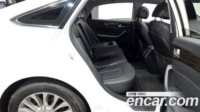 Hyundai Sonata 2015 — photo 17