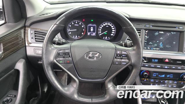 Hyundai Sonata 2015 — photo 22