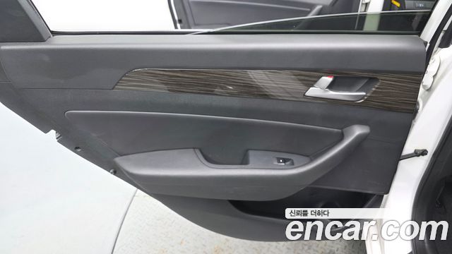 Hyundai Sonata 2015 — photo 15