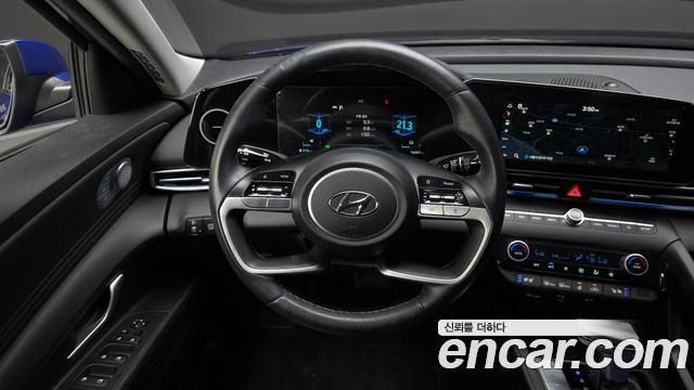 Hyundai AVANTE 2023 — photo 19