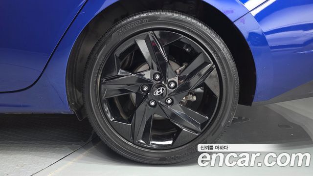 Hyundai AVANTE 2023 — photo 7